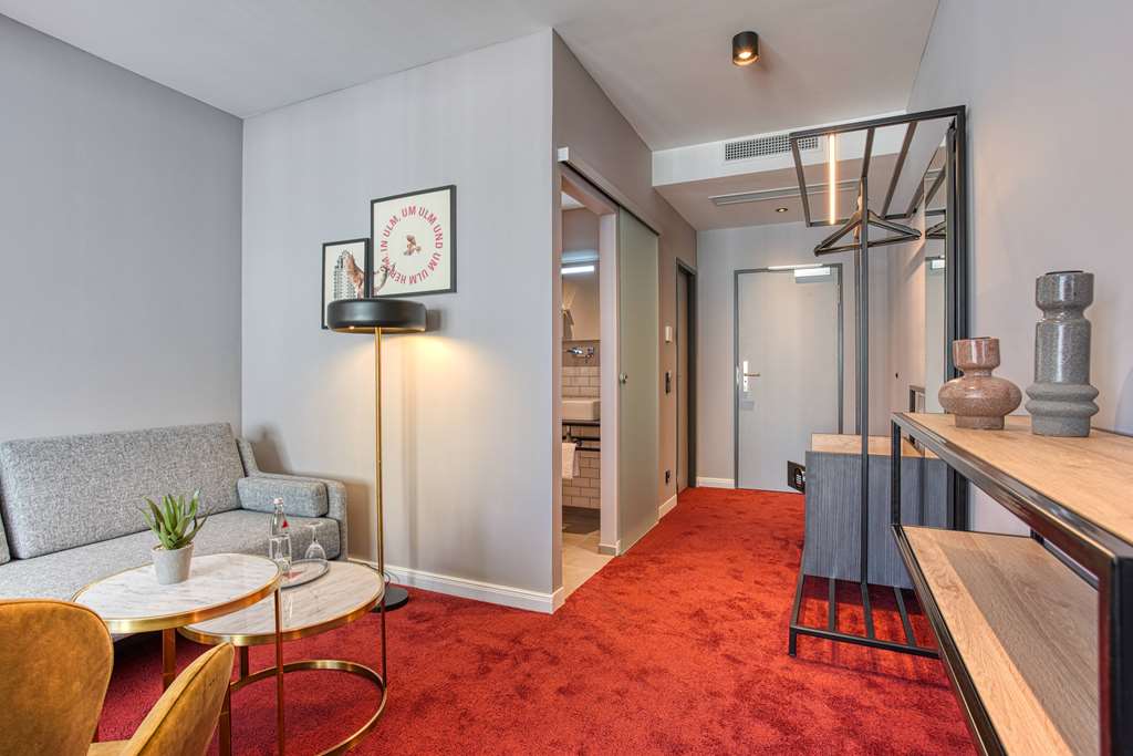 Guest room