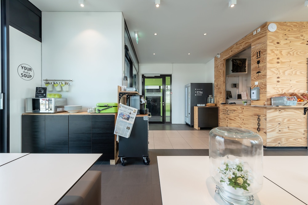 a2 HOTELS Denkendorf Airport & Messe