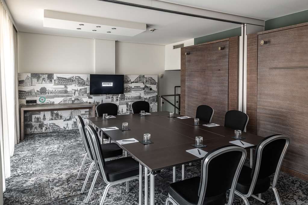 BWE Hybrid Meeting room dpi
