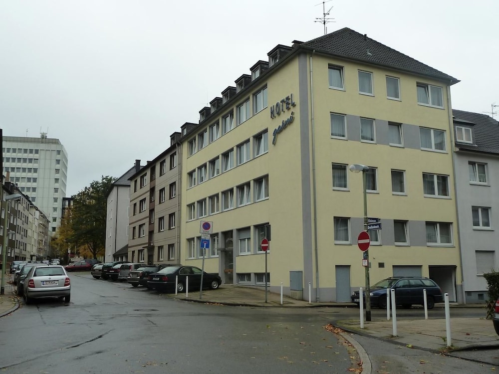 Primary image