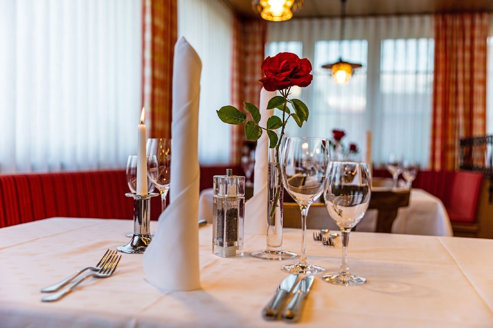 Couples dining
