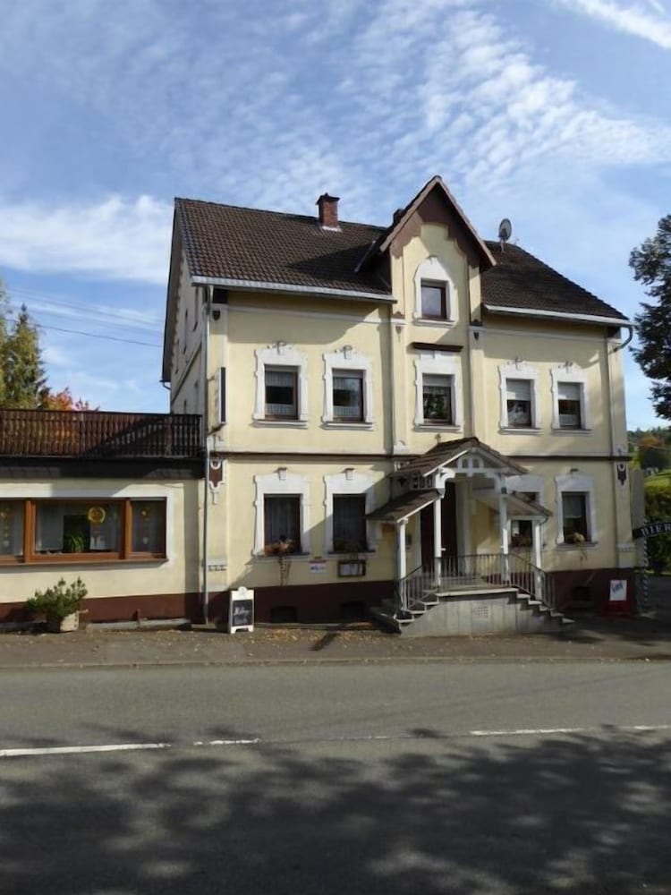 Primary image