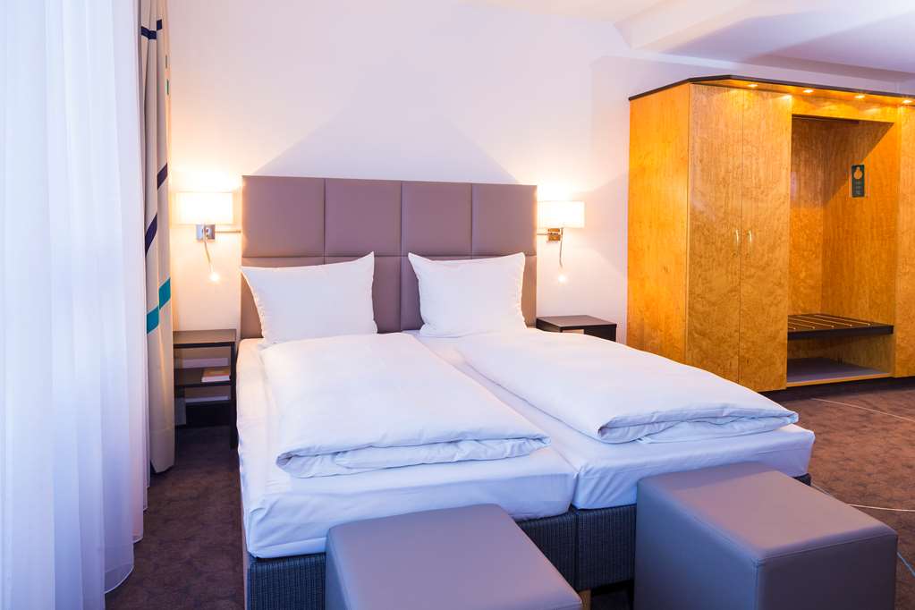 Junior Suite Bedroom