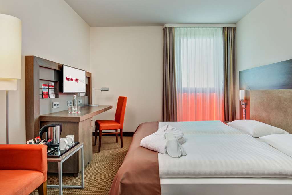 IntercityHotel Berlin-Brandenburg Airport, Germany - Business Plus Room