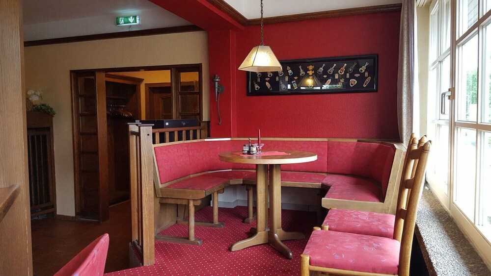 Hotel Bar