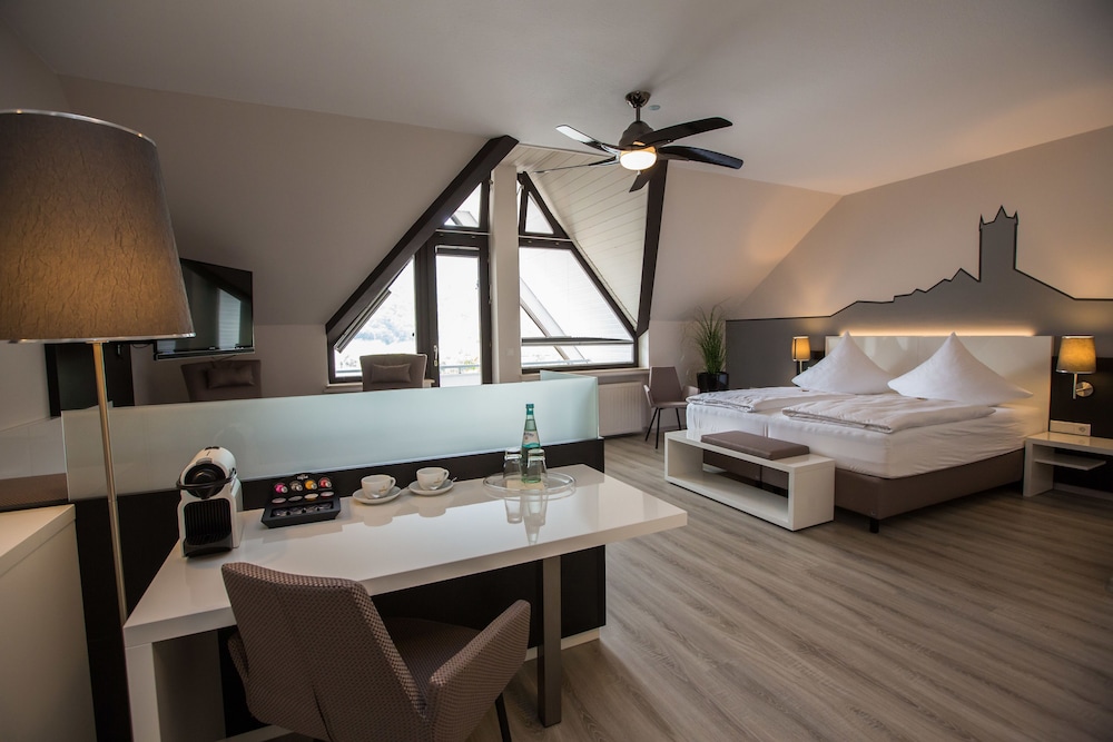 In-room business center