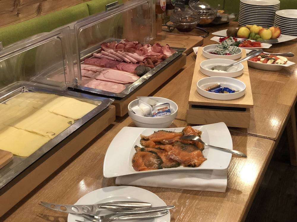 Breakfast buffet