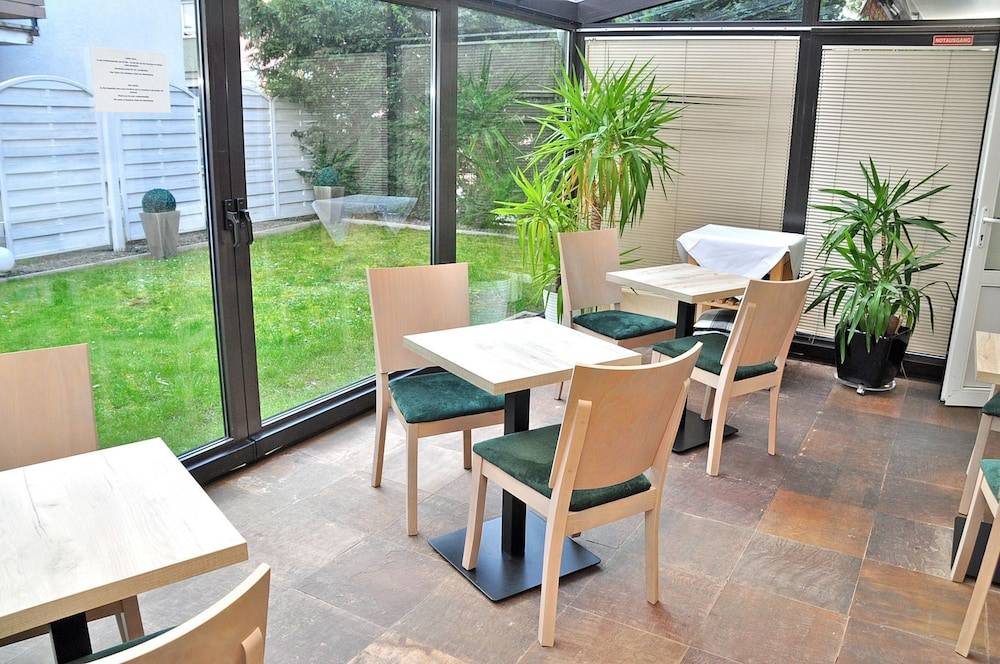 Sundeck