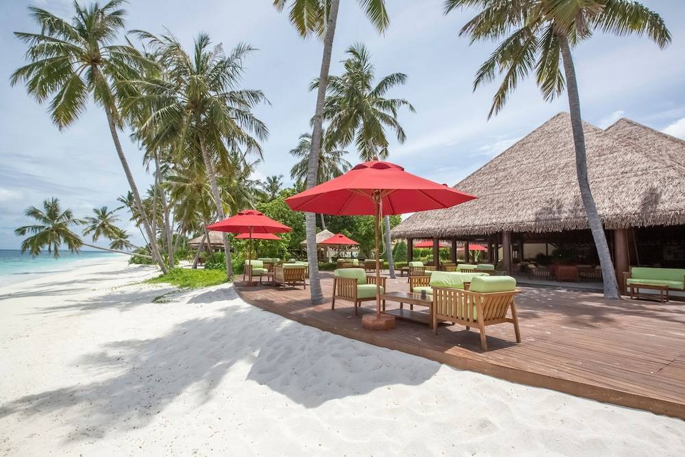 Beach bar