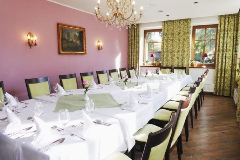 Hotel & Restaurant Kleinolbersdorf