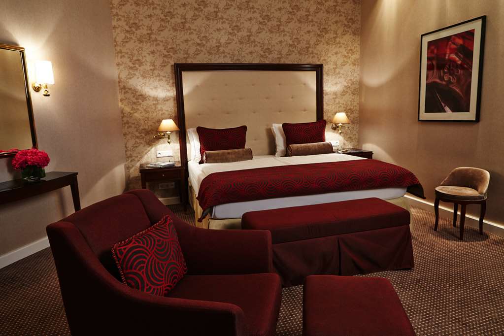 Steigenberger Frankfurter Hof, Germany - Deluxe room