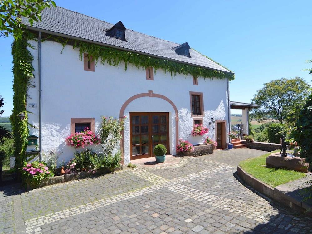 Holiday Home in Ittel Near Hiking Trails