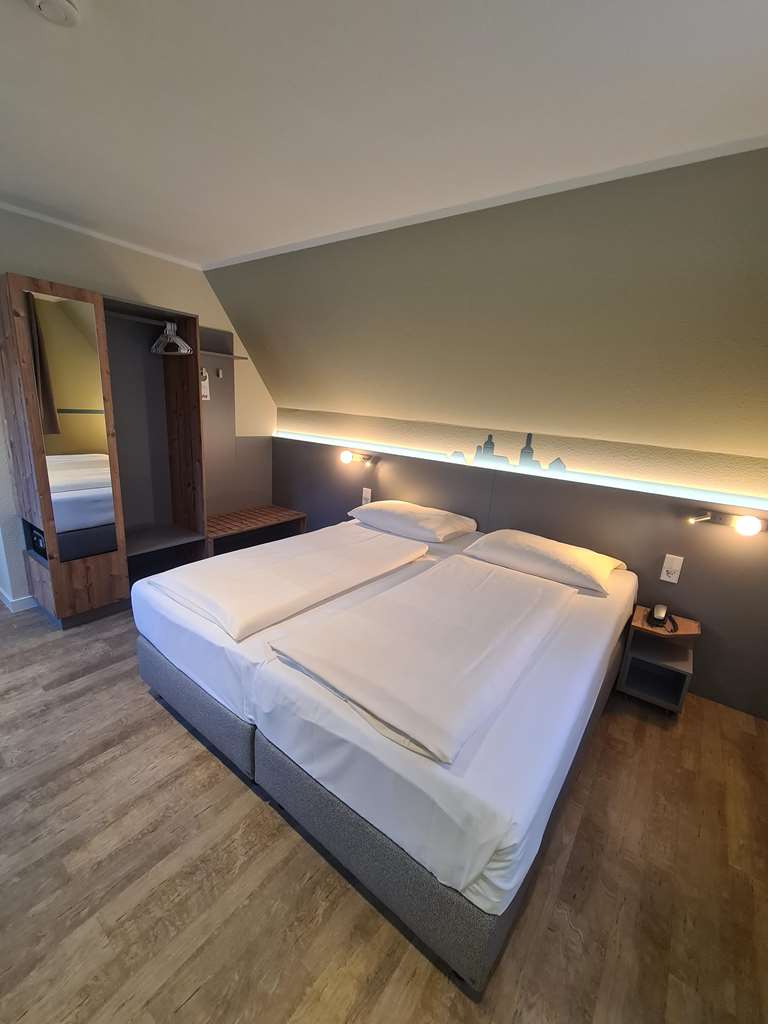 Double room side house