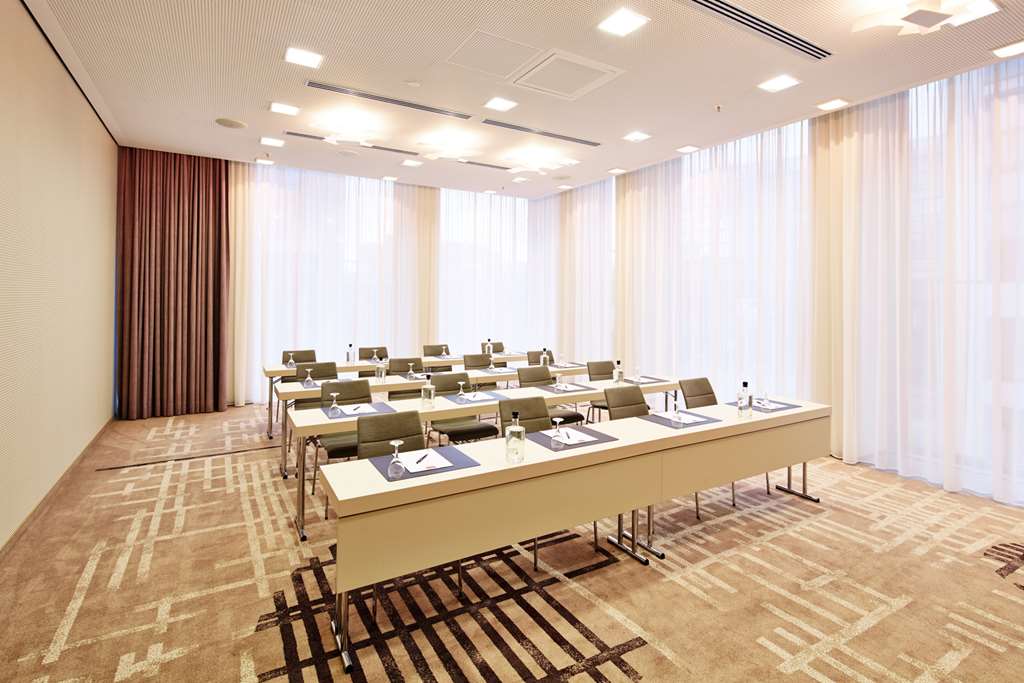 Steigenberger Hotel Am Kanzleramt, Berlin, Germany - Meeting room