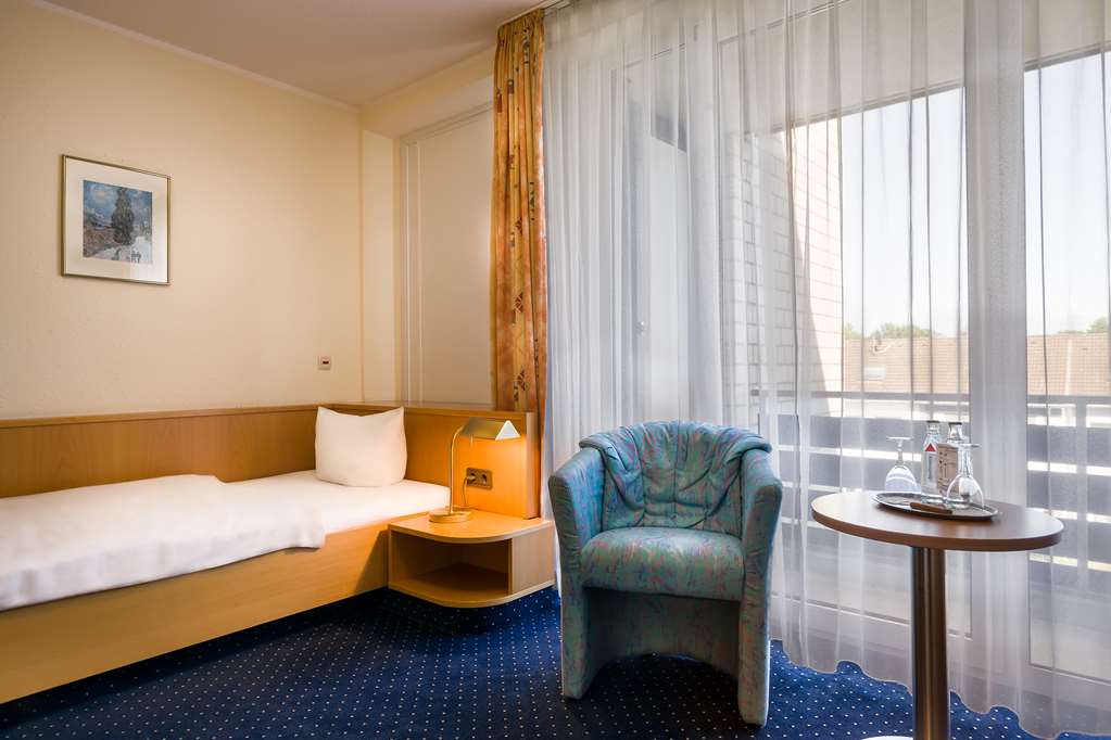 Standard single room TOP acora Hotel Bonn