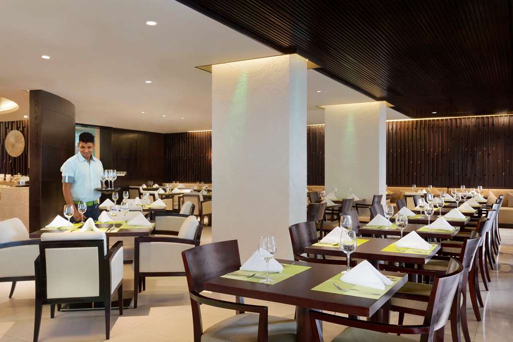 Hotel Jen Male Maldives Lime Restaurant