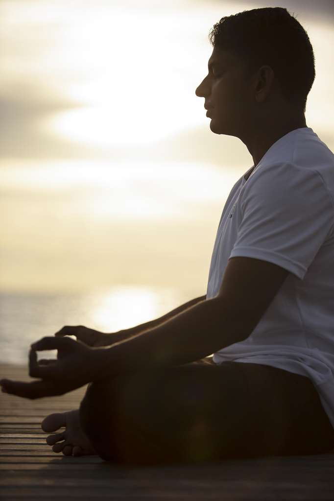 BT Vabbinfaru Sunset Yoga 1