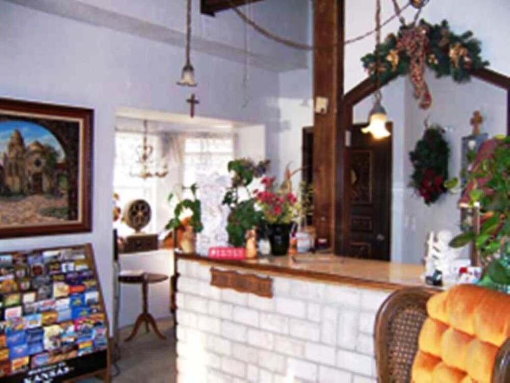 Nostalgic Stay Inn - photo 3