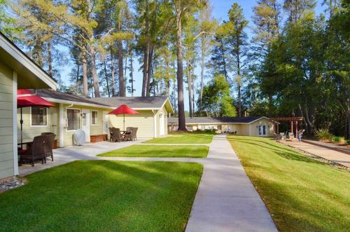 Indian Creek Inn - featured photo