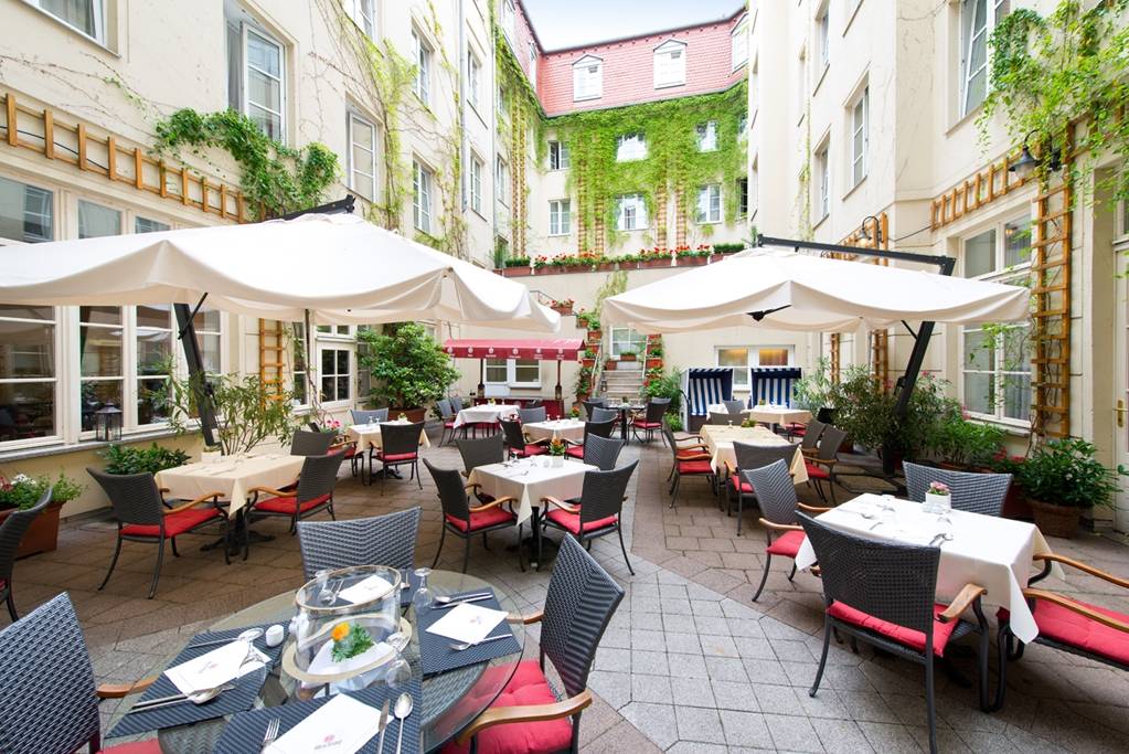 Patio_TOP VCH Hotel Albrechtshof Berlin