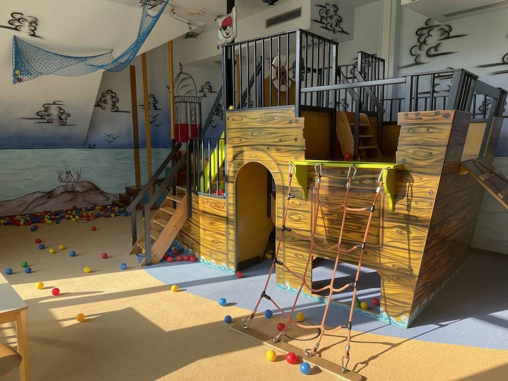 Children's play area - indoor