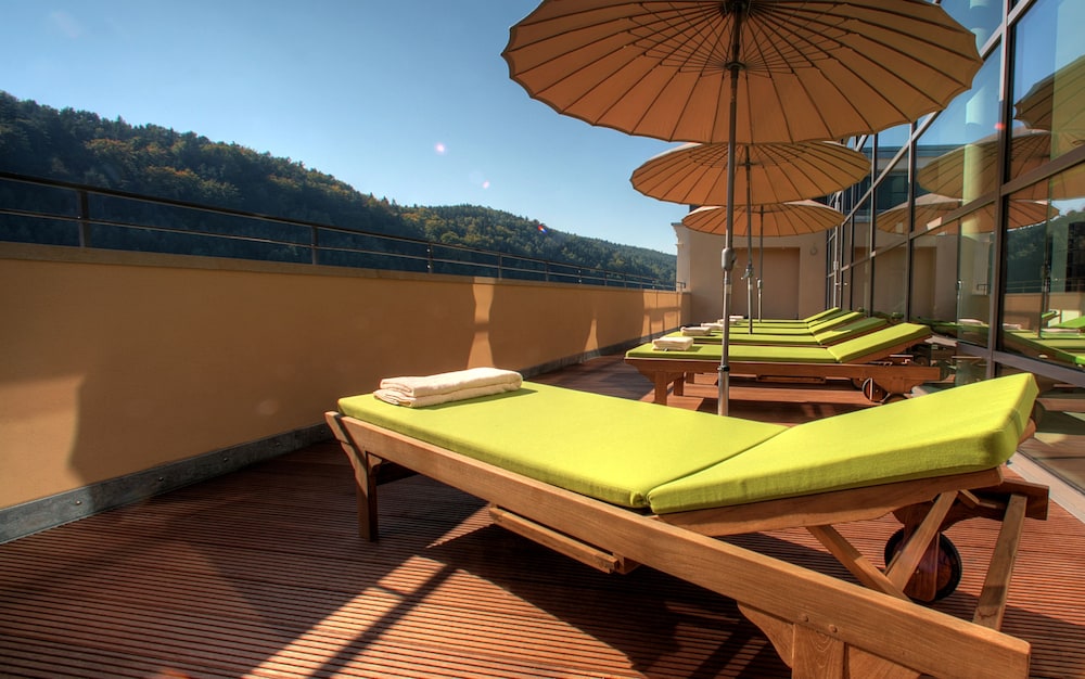 Sundeck