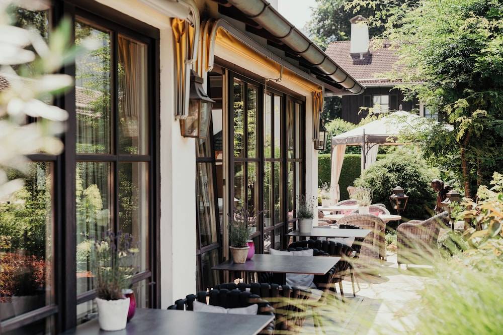 Sundeck