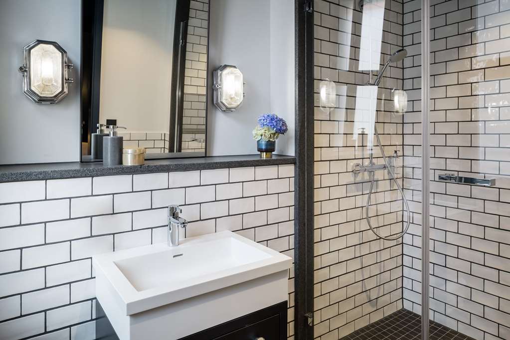 AMO by AMANO Bathroom Jens B senberg