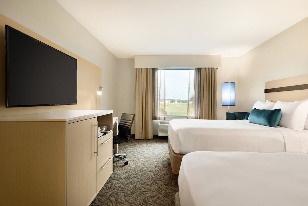 Holiday Inn Bloomington Normal an IHG Hotel - photo 5