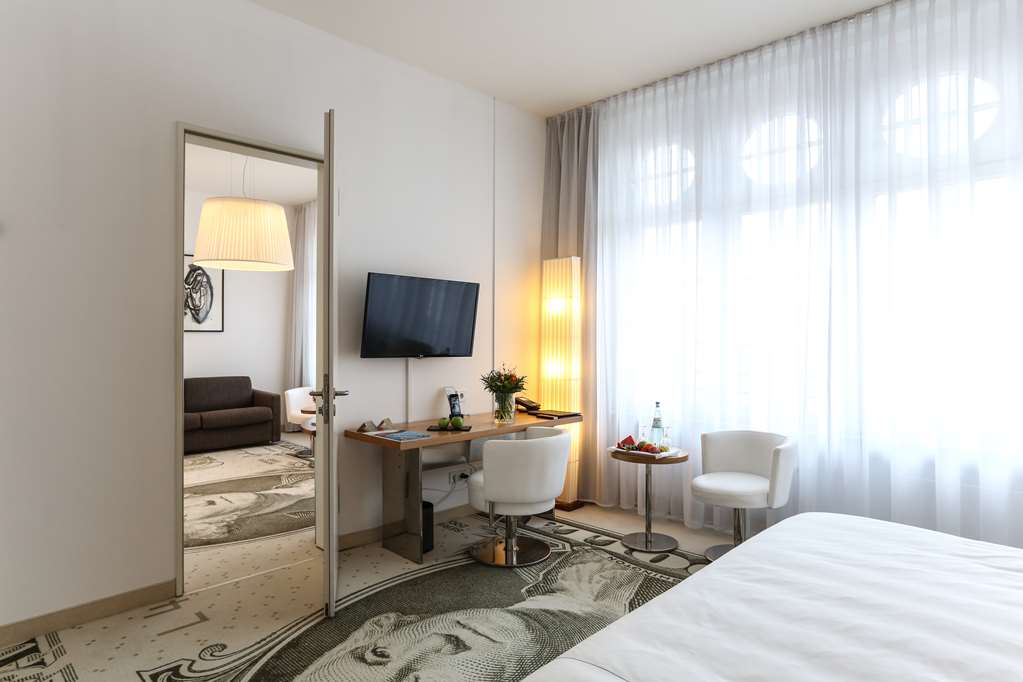 Suite