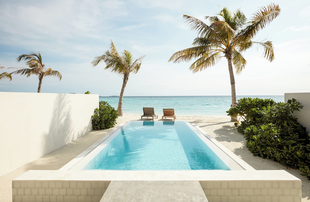 Private pool