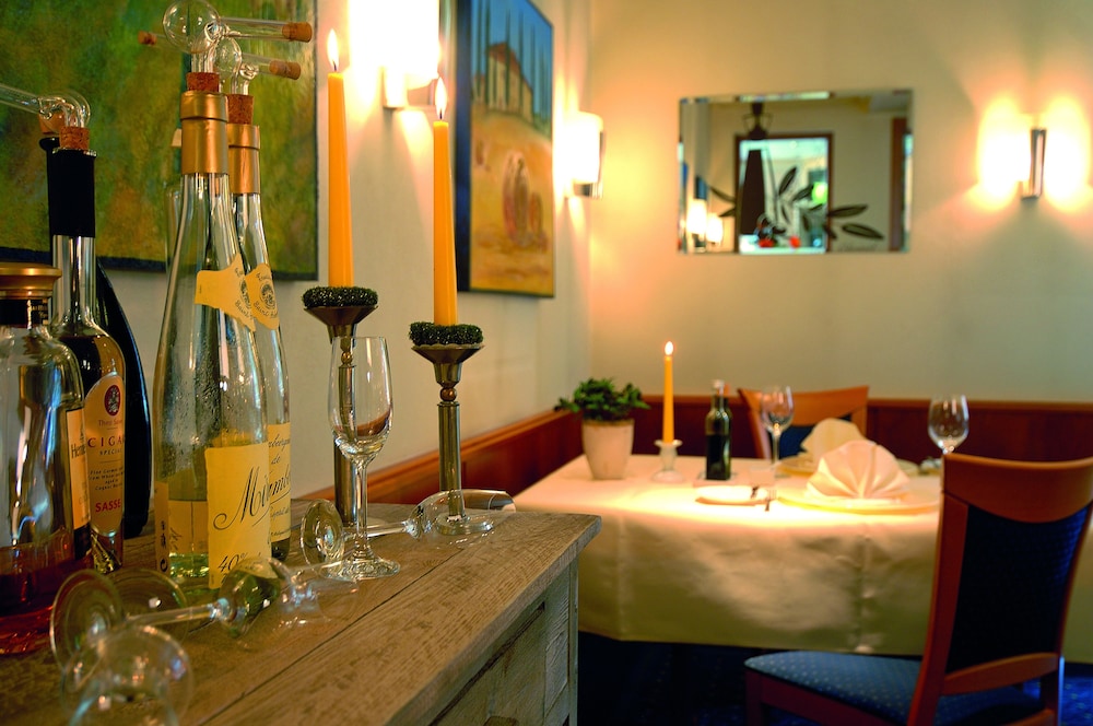 Couples dining
