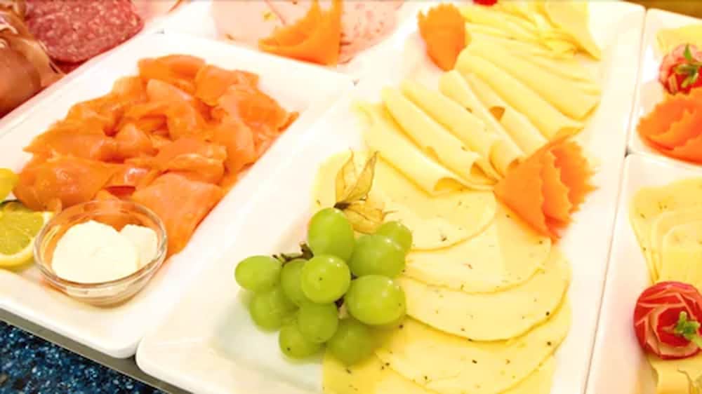Breakfast buffet