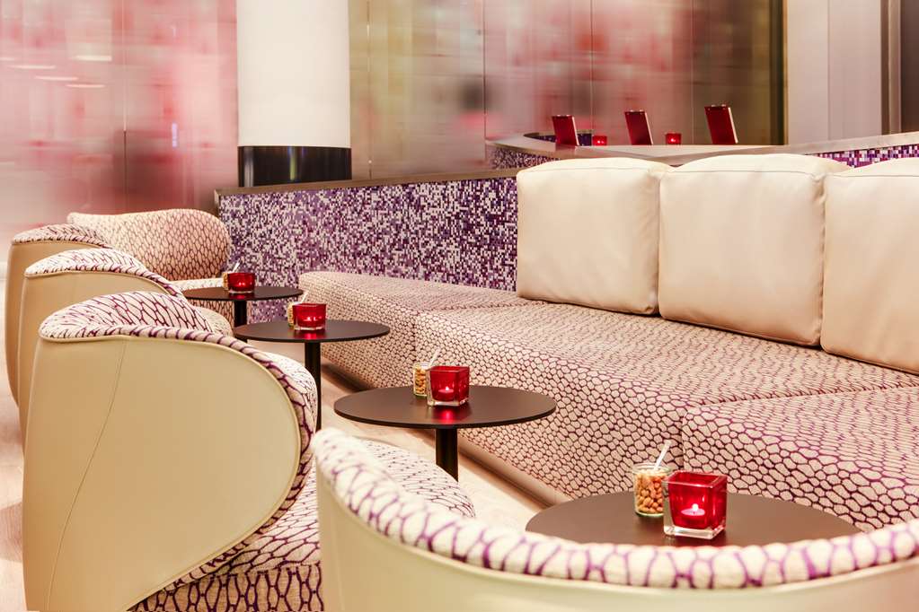 IntercityHotel Hamburg Dammtor-Messe, Germany - Lobby/Lounge