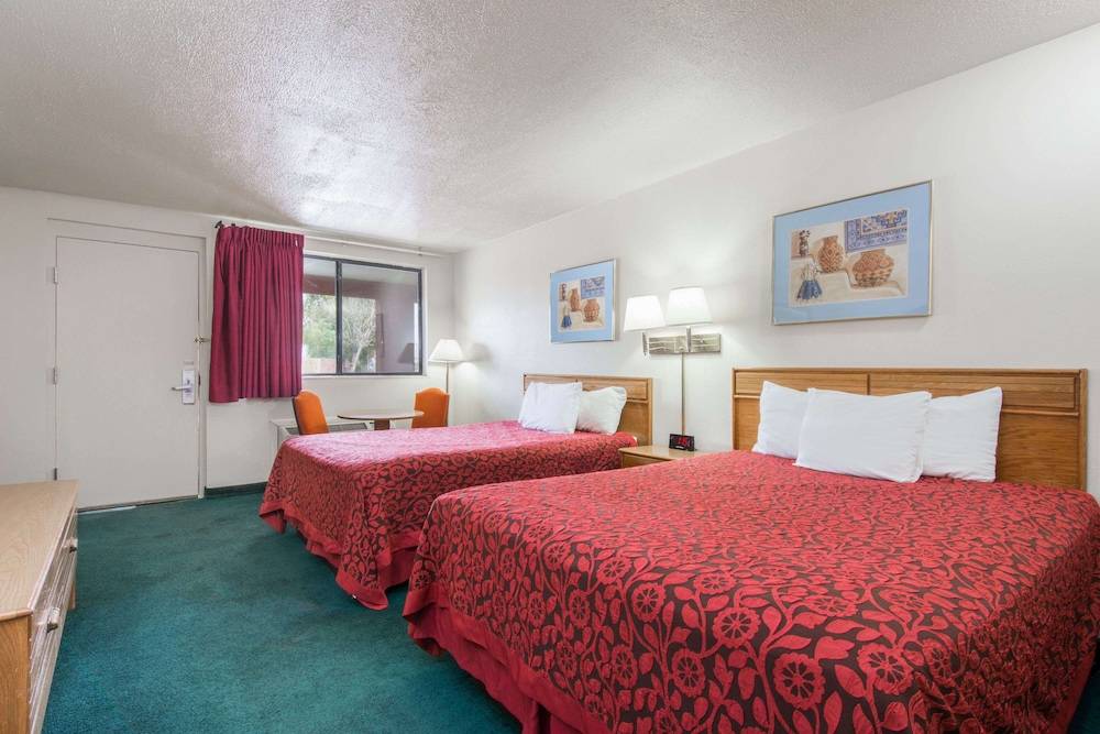 Days Inn by Wyndham Gallup - photo 5
