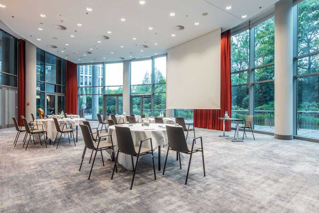 Showroom meeting room cabaret seating