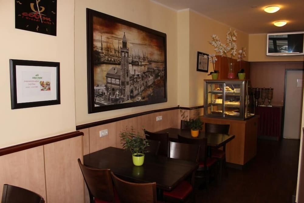 Cafe