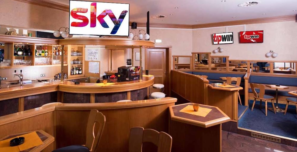 Sports bar