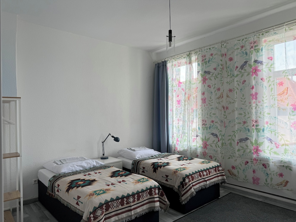 4 Room New Apartment Center Contactless