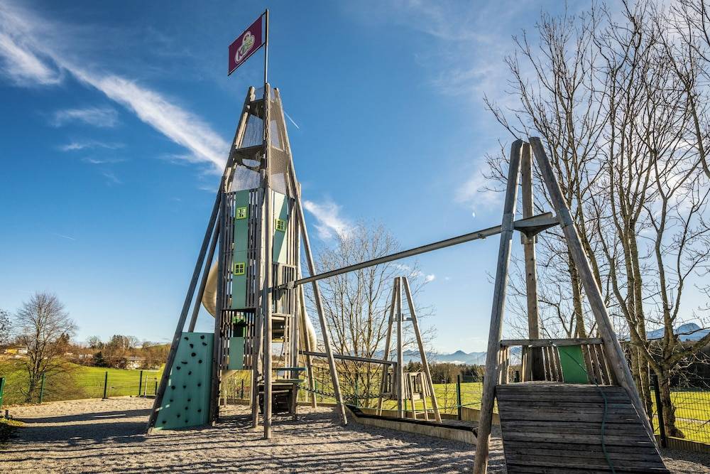 Children's play area - outdoor