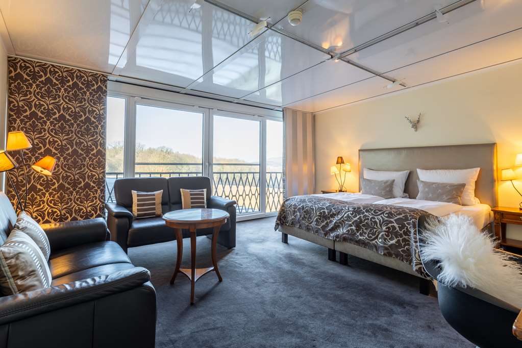 Double room_TOP Hotel Jagdschloss Niederwald Ruedesheim