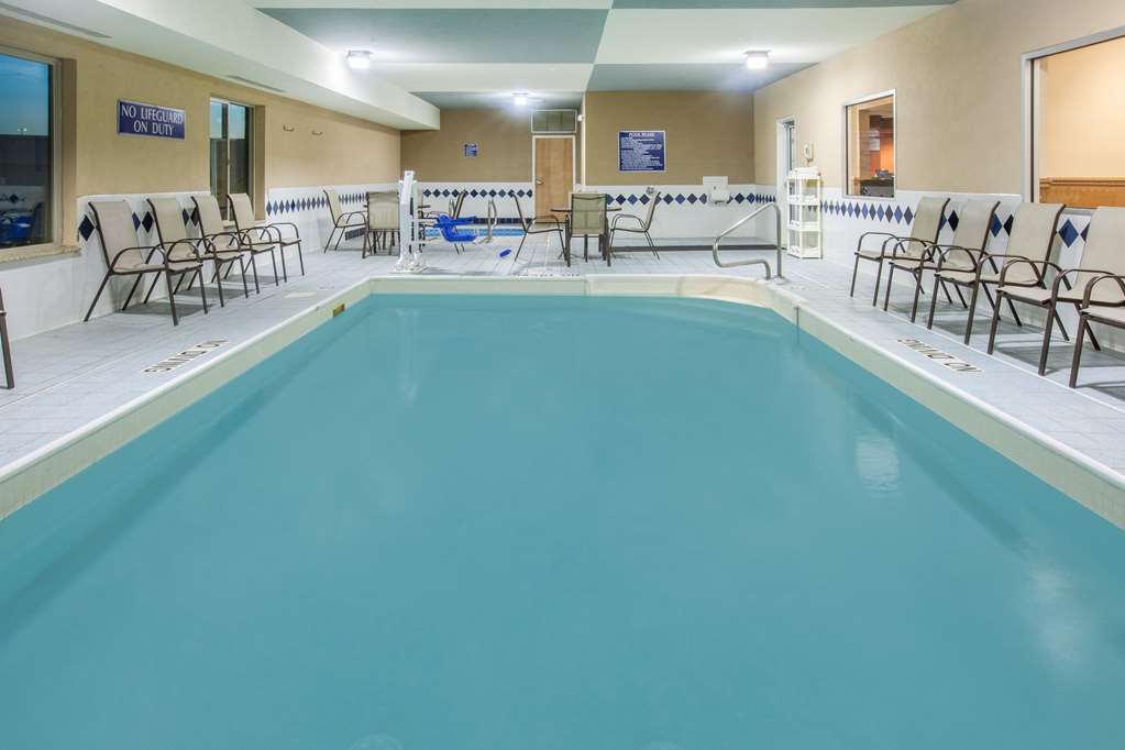 Baymont by Wyndham South Haven - photo 4