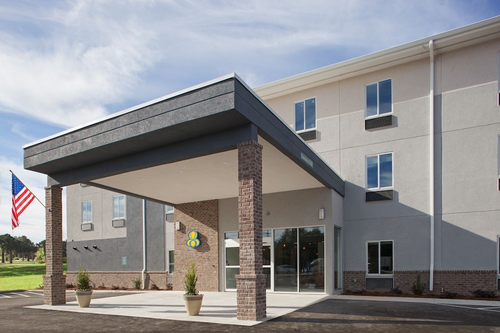 Iris Garden Inn - photo 2