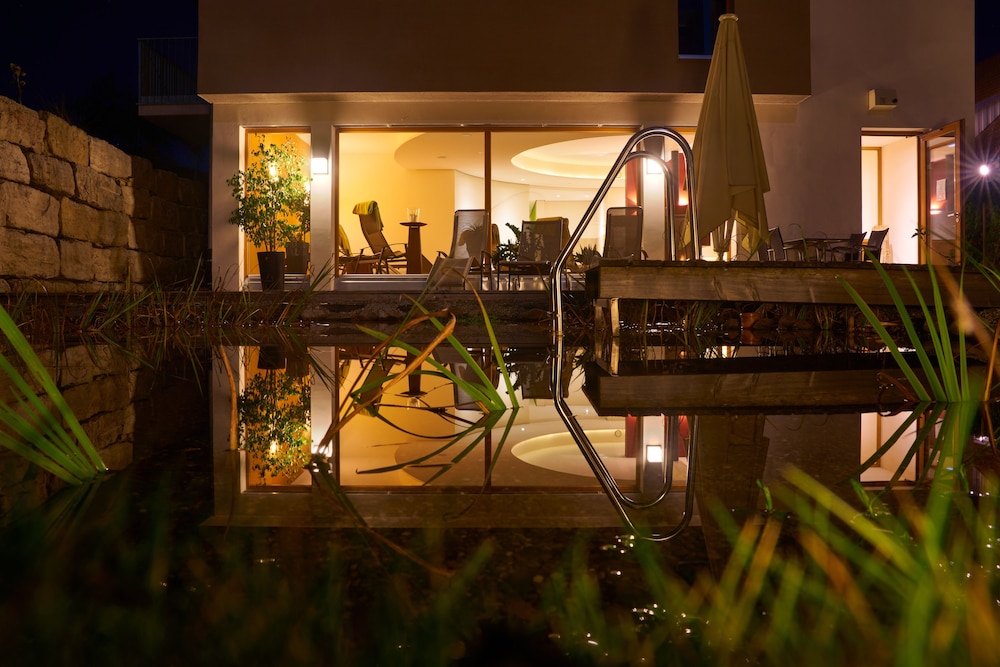 Sundeck
