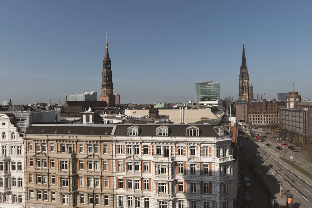 adina apartment hotel hamburg speicherstadt rooftop view