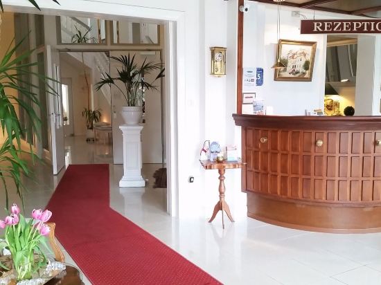 Hotel Interior/Public Areas