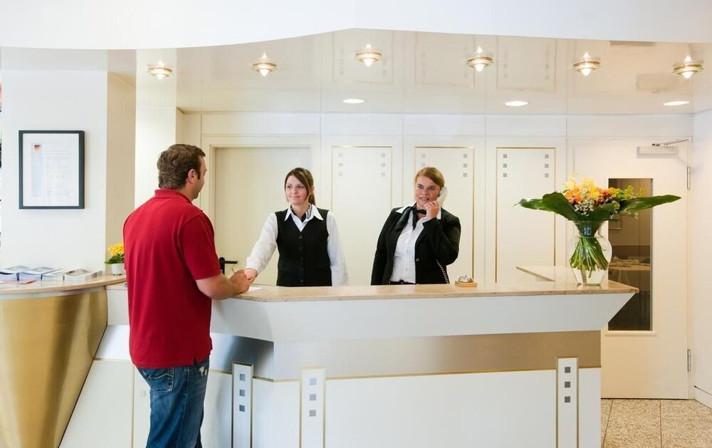 Check-in/Check-out Kiosk