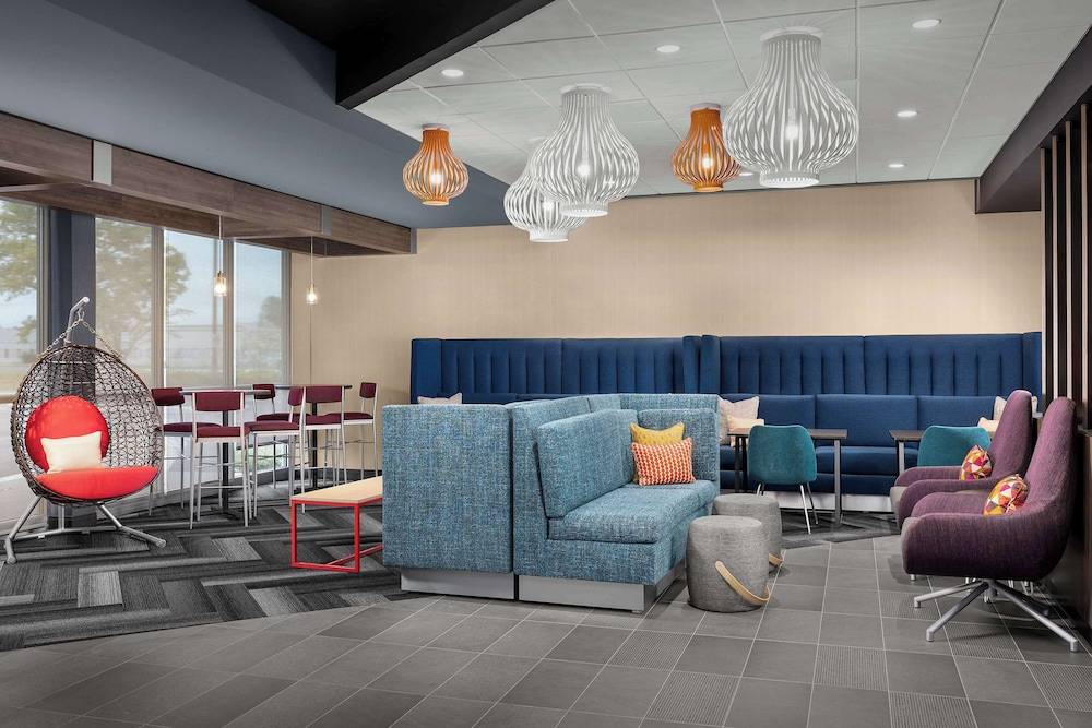 Tru by Hilton Columbus East Broad - photo 4