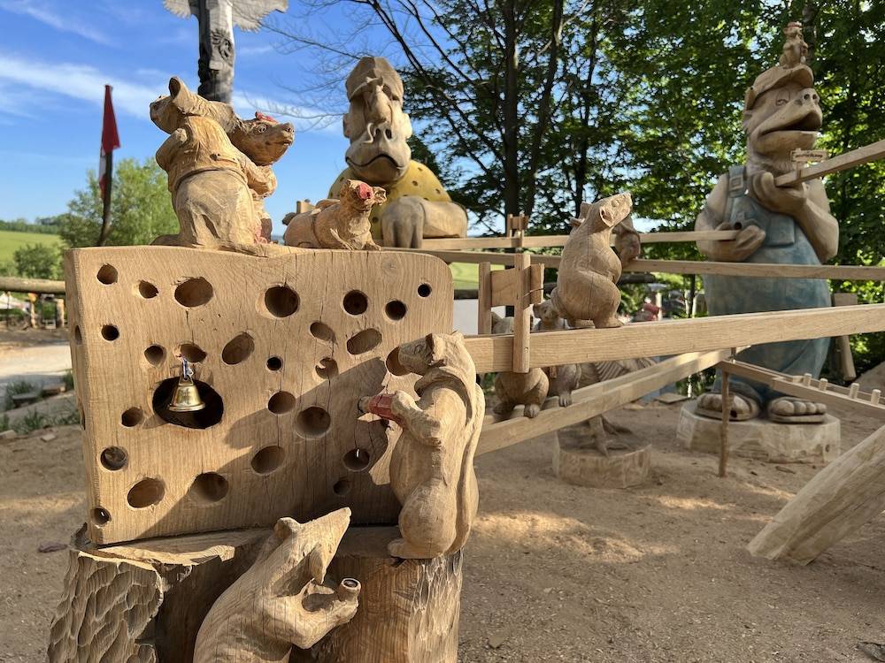 Children's play area - outdoor