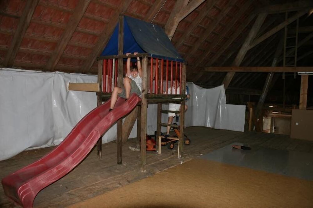 Children's play area - indoor